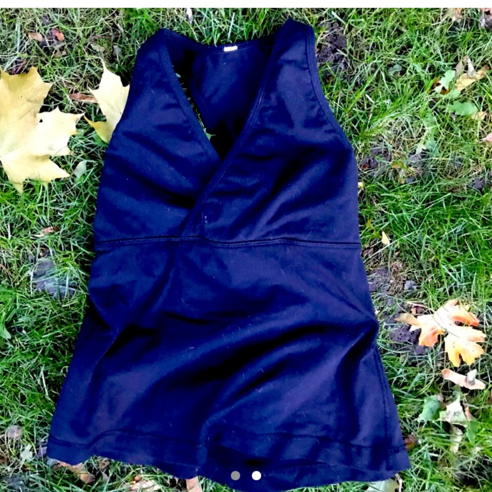 Lululemon tank top